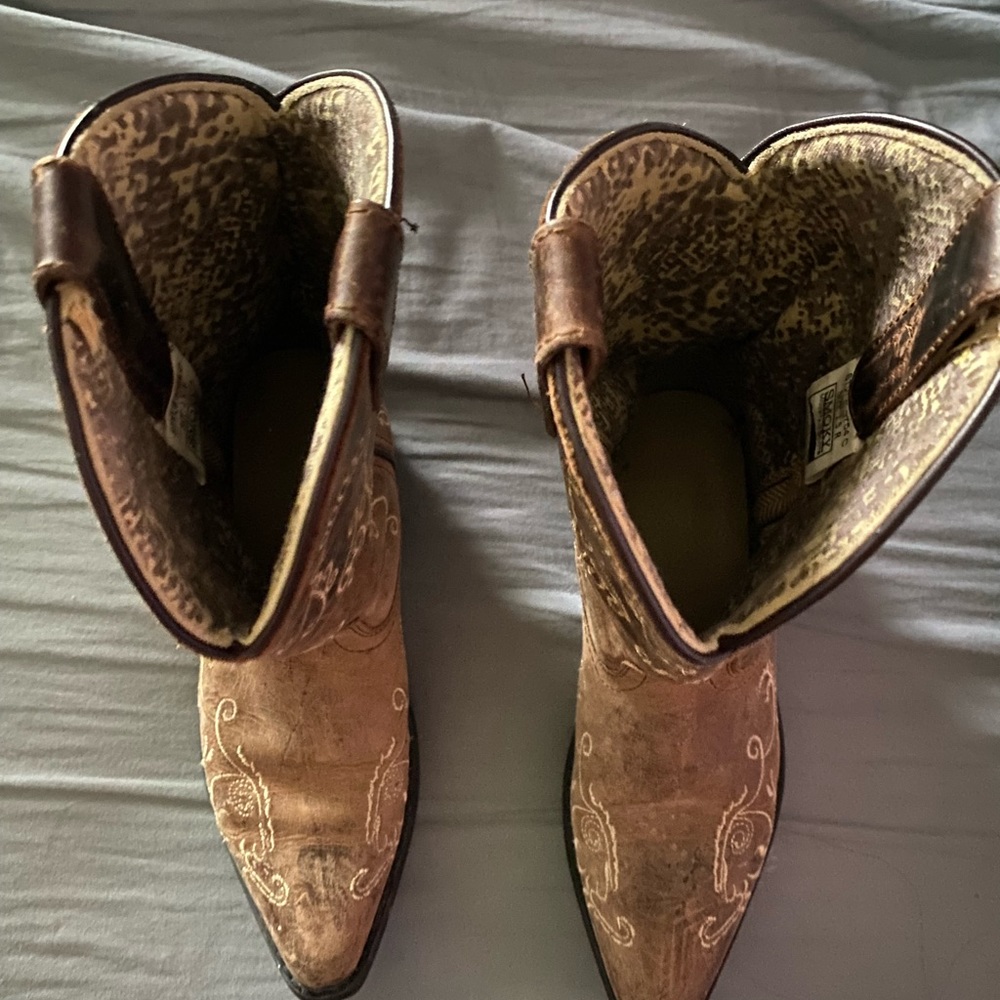 Girls cowboy boots